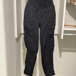 Black Lululemon dance pants size 6, Lots of life left